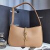 Le 5 a 7 Hobo Bag Beige 24,5 cm - Image 2