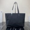 Tote Bag aus Re-Nylon Black 34 cm - Image 4